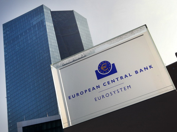 Lạm phát Eurozone được dự báo tăng kỷ lục trong 31 tháng qua ảnh 1