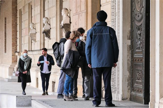 Đức nới lỏng các biện pháp hạn chế đối với người đã tiêm vaccine ảnh 1