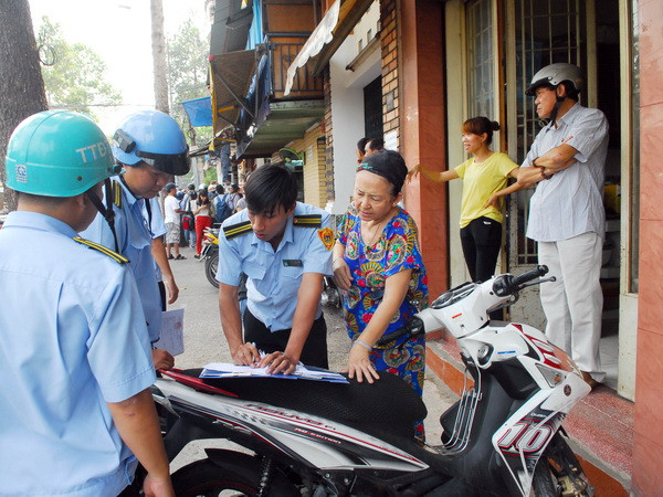 TP Hồ Chí Minh chấn chỉnh tình trạng tái lấn chiếm vỉa hè ảnh 2