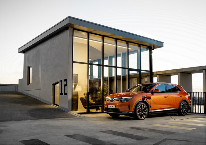 VinFast hợp tác với E.ON Drive phát triển hạ tầng sạc tại châu Âu ảnh 1