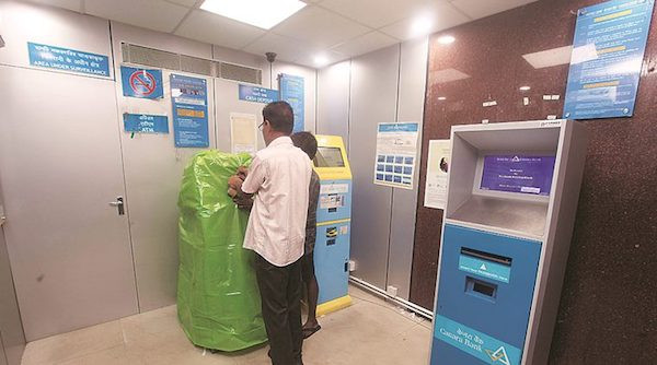 Ấn Độ điều tra băng nhóm quốc tế trộm cắp từ máy ATM ảnh 1