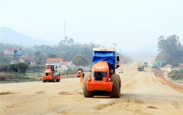 Thủ tướng chỉ thị đẩy nhanh giải phóng mặt bằng cao tốc Bắc-Nam ảnh 1