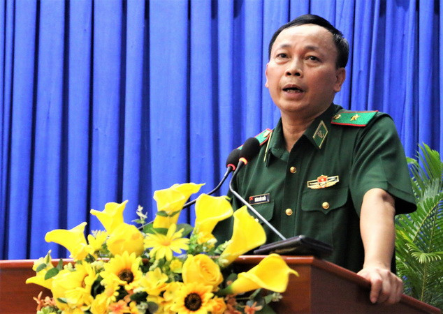 Thiếu tương Hoàng Hữu Chiến, Phó Tư lệnh, kiêm Tham mưu trưởng Bộ đội Biên phòng Việt Nam. (Ảnh: Công Mạo/TTXVN) Đối ngoại Biên phòng là điểm sáng trong Đối ngoại Quốc phòng ảnh 1