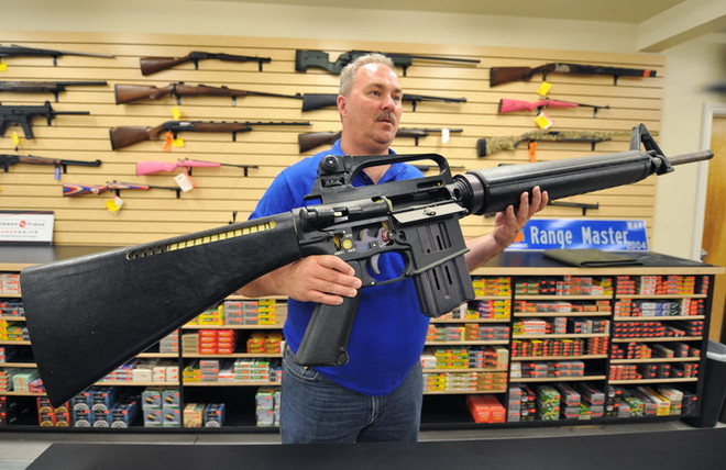 Bang Florida thúc đẩy dự luật về an toàn súng đạn trong trường học ảnh 1