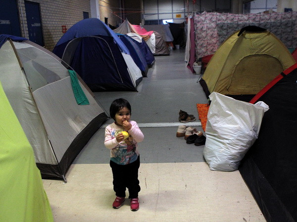 Hy Lạp cam kết tạo điều kiện sống tốt hơn cho người tị nạn ảnh 2