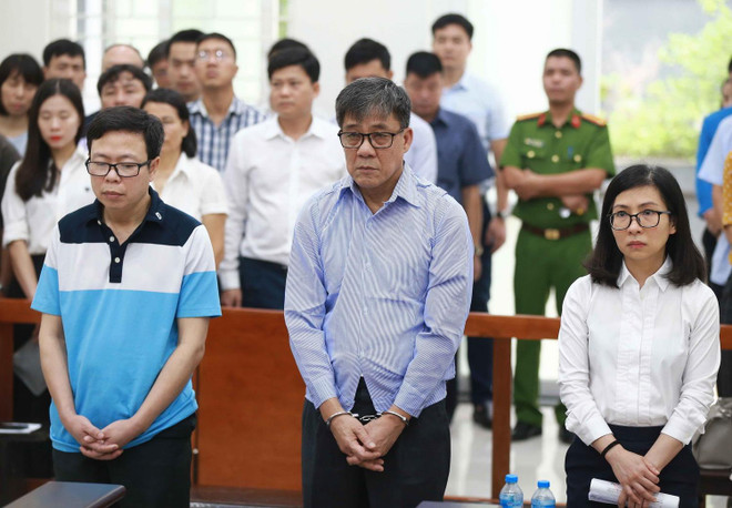 Hình ảnh phiên xét xử sơ thẩm vụ án lạm dụng chức vụ tại PVEP ảnh 6