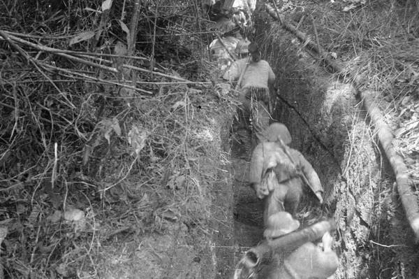 Chiến thắng Điện Biên Phủ: Chiến hào - Bàn đạp tiến công thuận lợi ảnh 1