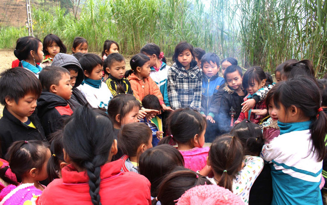 Hai ngày cuối tuần nhiệt độ tiếp tục tăng, thời tiết ấm dần lên ảnh 1