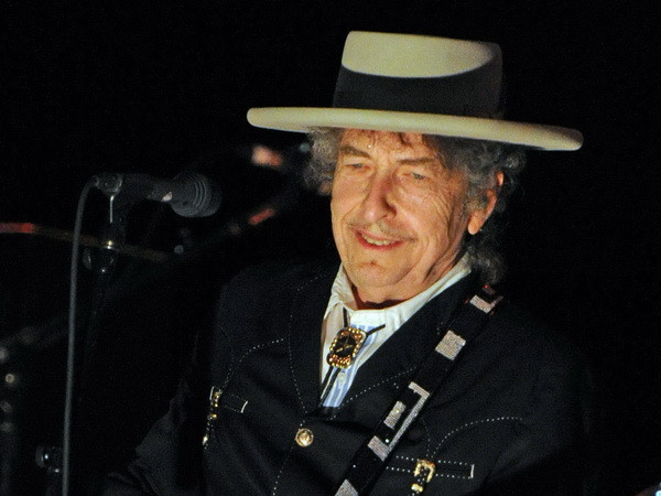 Nhạc sỹ người Mỹ Bob Dylan đồng ý nhận giải thưởng Nobel Văn học ảnh 1