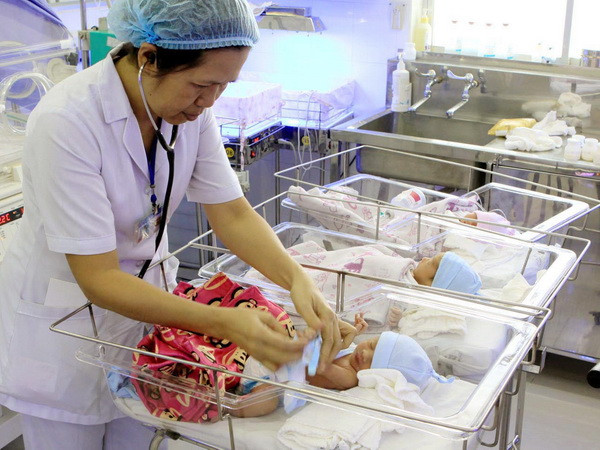 Việt Nam tiến gần mục tiêu về kiểm soát tỷ suất tử vong ở trẻ em ảnh 1