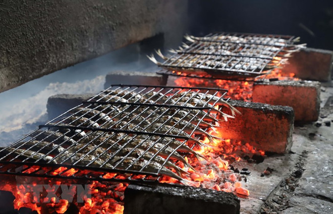 Giữ lửa nghề truyền thống nướng cá biển nơi 'miền chân sóng' ảnh 6