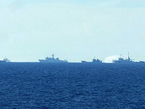 ASEAN cần có cách tiếp cận chung, mạnh mẽ hơn với Trung Quốc ảnh 1