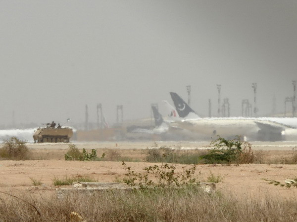 Quân đội Pakistan không kích tiêu diệt hơn 100 phiến quân ảnh 1