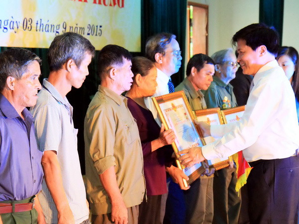 Phong tặng và truy tặng danh hiệu Bà mẹ Việt Nam Anh hùng ảnh 1