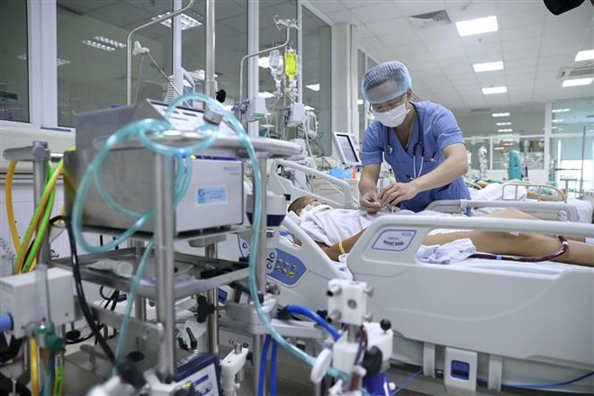 Cứu sống thành công nam bệnh nhân trẻ tuổi bị ngưng tim nguy kịch ảnh 1