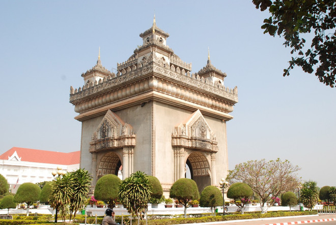 Lào đón trên 4 triệu du khách nước ngoài trong năm 2014 ảnh 1