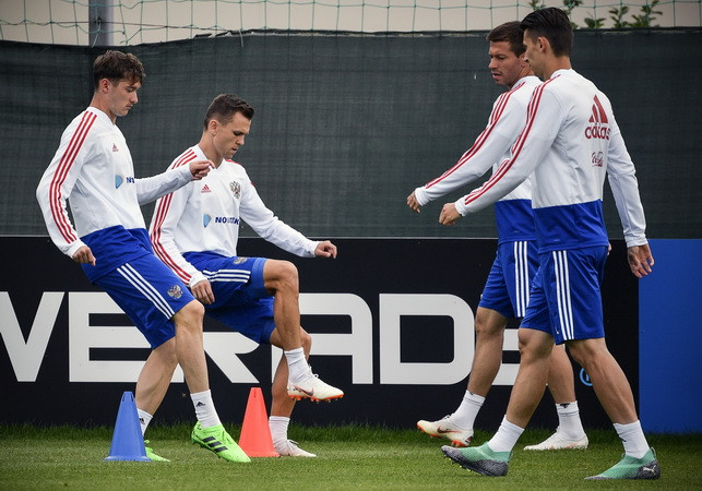 World Cup: Moskva không thất vọng trước màn trình diễn của tuyển Nga ảnh 1