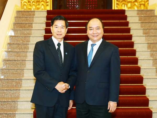 Thủ tướng Nguyễn Xuân Phúc tiếp Đô trưởng Thủ đô Vientiane ảnh 1