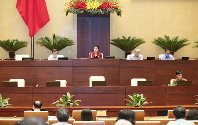 Không quy định điều kiện đăng ký thường trú với thành phố thuộc TW ảnh 1