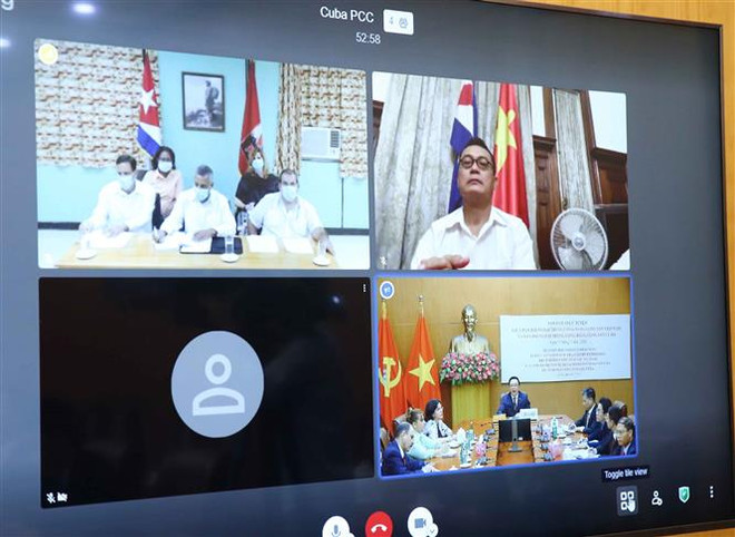 Hội đàm trực tuyến giữa Ban Đối ngoại Trung ương Đảng Cộng sản Việt Nam với Ban Đối Ngoại Đảng Cộng sản Cuba. (Ảnh: Phương Hoa/TTXVN) Trưởng ban Đối ngoại Trung ương Việt Nam-Cuba hội đàm trực tuyến ảnh 2