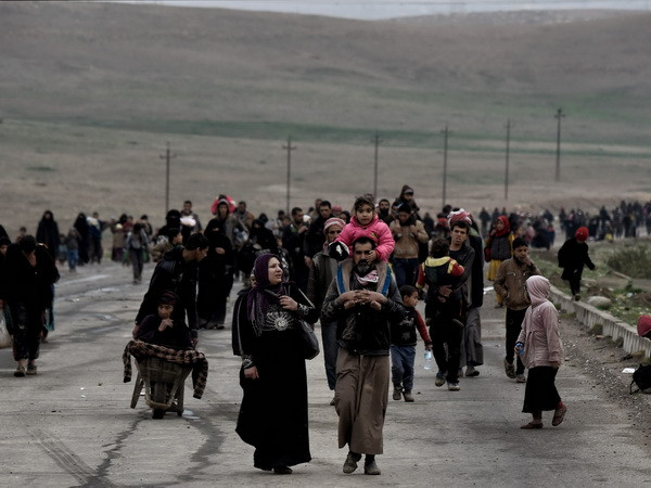 Iraq: Liên quân tiến hành không kích ở Đông Mosul, 14 người chết ảnh 1