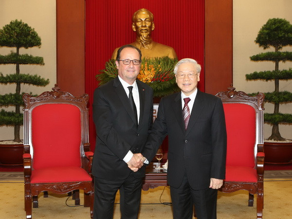 Tổng Bí thư Nguyễn Phú Trọng tiếp Tổng thống Pháp Hollande ảnh 1