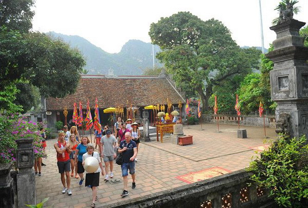 Hơn 11,6 triệu lượt khách quốc tế đến Việt Nam trong 9 tháng ảnh 1