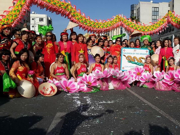 Lộng lẫy sắc màu Việt Nam tại Lễ hội Carnival ở Cộng hòa Cyprus ảnh 2