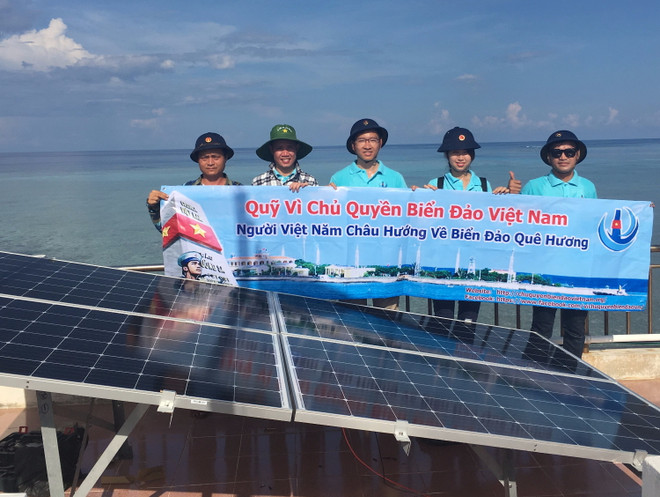 Một lòng hướng về Hoàng Sa, Trường Sa, về biển đảo quê hương ảnh 2