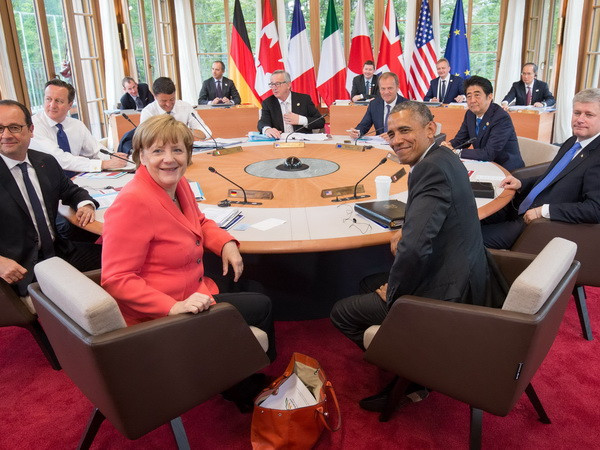 Hy Lạp: Những tín hiệu tích cực về giải quyết khủng hoảng nợ ảnh 1