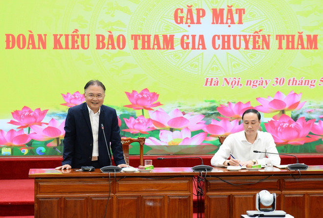 Lan tỏa tình yêu Trường Sa đến kiều bào trên toàn thế giới ảnh 1