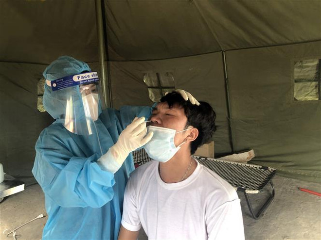 Đồng Nai khuyến khích người dân tự test nhanh COVID-19 tại nhà ảnh 1