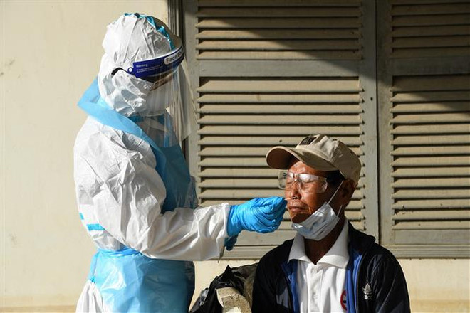 Dịch COVID-19: Campuchia ghi nhận số ca nhiễm tăng mạnh trở lại ảnh 1