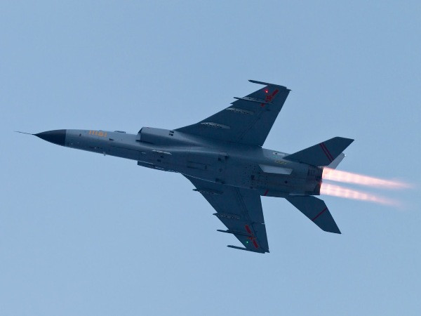 Máy bay Trung Quốc tuần tra "cảnh giác cao" trong ADIZ ảnh 1