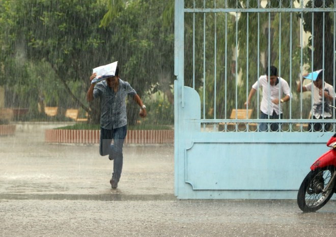 Bắc Bộ tiếp tục có mưa to, đề phòng sạt lở đất ở vùng núi ảnh 1