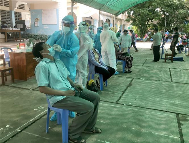 Vĩnh Long nỗ lực đến ngày 25/8 kiểm soát tình hình dịch bệnh ảnh 1