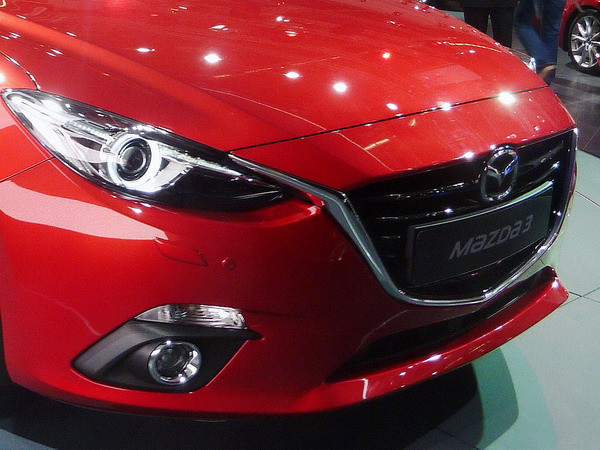 Hãng Mazda báo lỗi hơn 42.000 xe do các vấn đề về túi khí ảnh 1