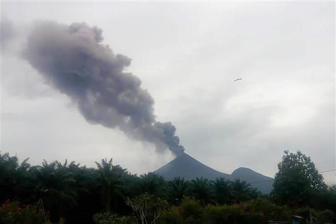 Quân đội Papua New Guinea hỗ trợ người dân khu vực núi lửa Ulawun ảnh 1