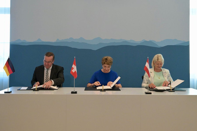 Thụy Sĩ và Áo tham gia Sáng kiến Lá chắn Bầu trời châu Âu ảnh 1