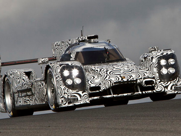 Mẫu Porsche tham gia giải Le Mans dùng động cơ hybrid ảnh 1