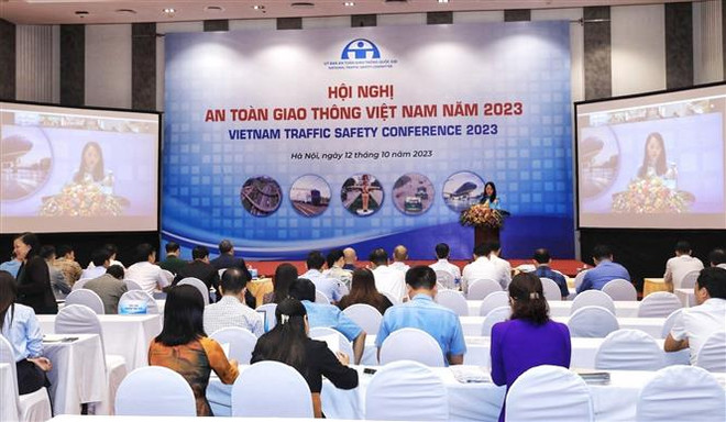 Phiên toàn thể Hội nghị An toàn giao thông Việt Nam năm 2023 ảnh 1