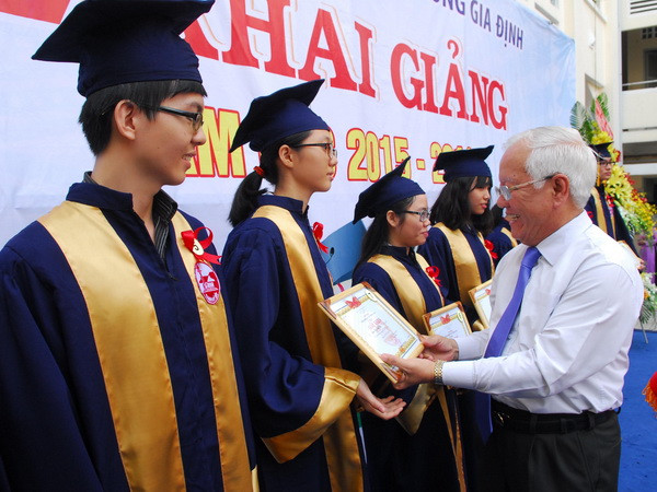 Thành phố Hồ Chí Minh: Gần 2 triệu học sinh nô nức đến trường ảnh 2