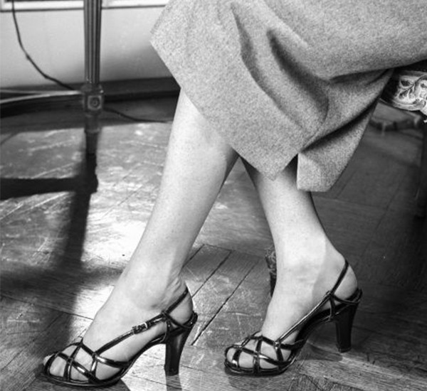 Hành trình biến đổi ngoạn mục của những đôi giày cao gót ảnh 6