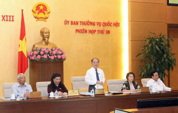 Khai mạc Phiên họp thứ 38 Ủy ban Thường vụ Quốc hội khóa XIII ảnh 1