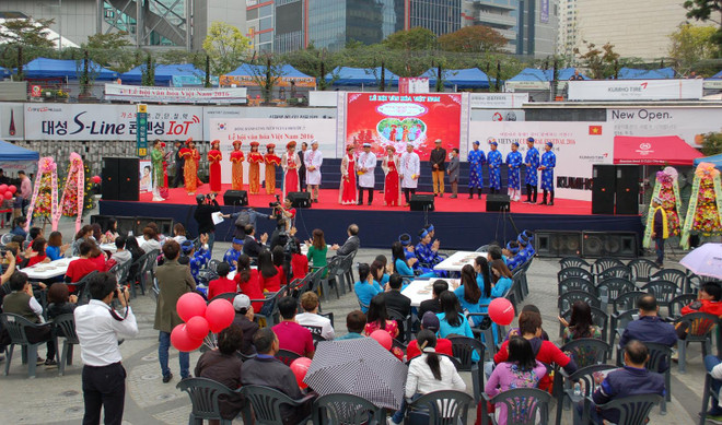 Tưng bừng Lễ hội Văn hóa và Ngày Lao động Việt Nam tại Hàn Quốc ảnh 6