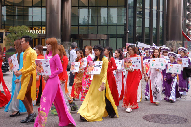 Tưng bừng Lễ hội Văn hóa và Ngày Lao động Việt Nam tại Hàn Quốc ảnh 4