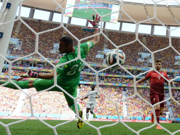 Đá luân lưu 11m - không phải chỉ là câu chuyện may rủi ảnh 1