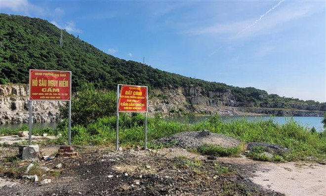 Bà Rịa: Tiềm ẩn nguy cơ từ hồ nước trong mỏ đá đã dừng khai thác ảnh 2