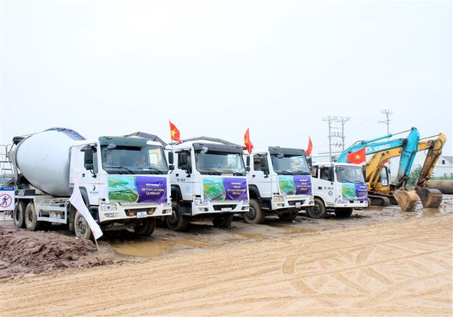 Động thổ thi công cầu vượt sông Đáy nối Ninh Bình và Nam Định ảnh 2