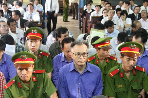 Trả hồ sơ vụ án cán bộ hải quan làm thất thoát hàng trăm tỷ đồng ảnh 1